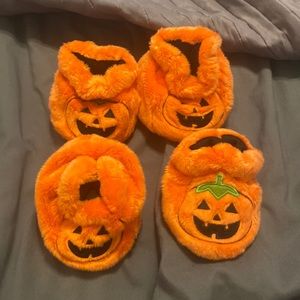 Baby pumpkin slippers